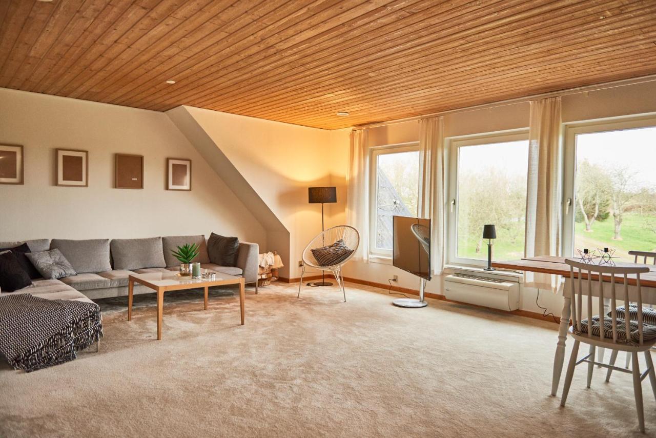 Stylish Vacation Home - Close To Sea And Nature Hejls ภายนอก รูปภาพ
